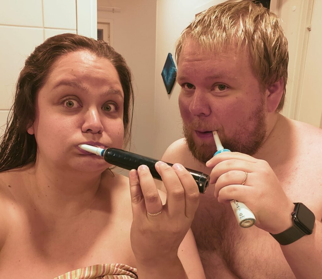 6b82438b-9a95-45f8-9483-a69e3a28ee8f